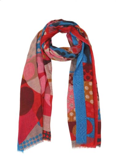 Elegant scarf with dots design