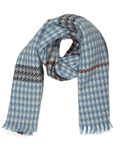 Jaquard woven scarf in sand with leopard design