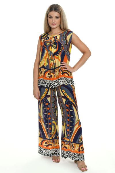 Top with vintage and leo print